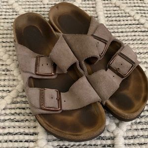 Birkinstoks- size 7